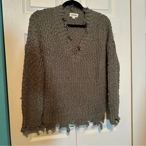ADORA‎ Textured Knit Sweater in Olive Distressing Size Small